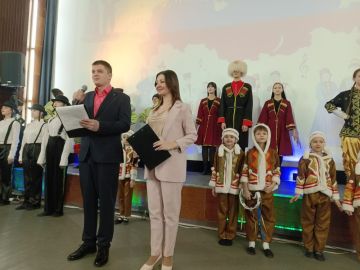 Сегодня в ДК им. Горького состоялось торжественное открытие Года единства народов России