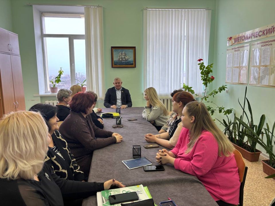 �������� ������: ������� ������� � ����������� ���� ��� "�������������� �� � 35 ��.�.�. ���������" ������ ������� � �����������