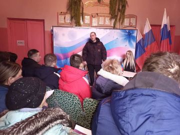 Важная встреча в ДК им. Т.Г. Шевченко: Безопасность – в наших руках!