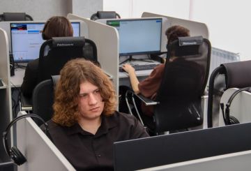 С начала 2026 года Единая информационно-справочная служба запустила свою деятельность в ЛНР по короткому номеру «122»