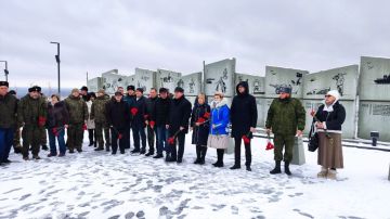 Единороссы Станицы Луганской поздравили жителей с Днем освобождения Станицы Луганской от украинских оккупантов