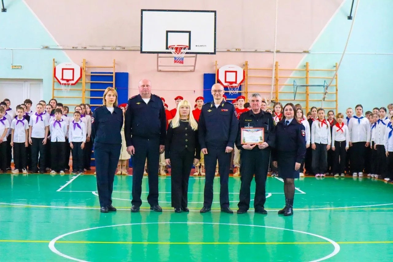 ГБОУ ЛНР «Беловодская СШ №1» посетил заместитель Министра внутренних дел по Луганской Народной Республике