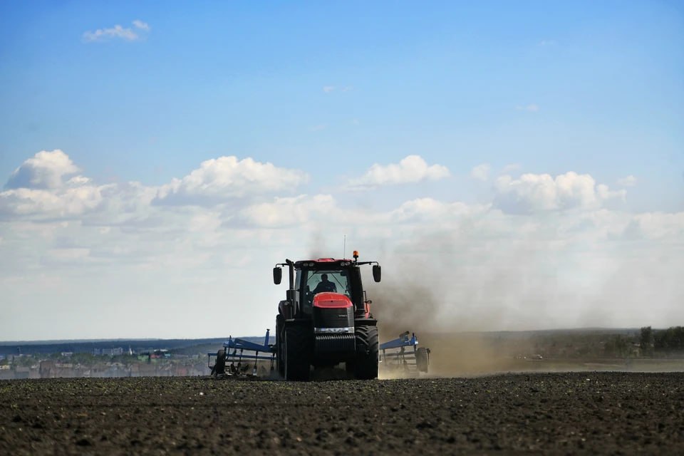 Пасечник: аграрии ЛНР готовятся к выходу в поля
