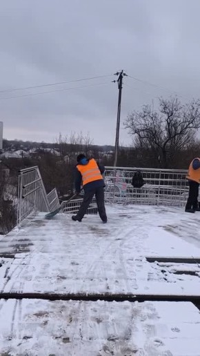 Зима продолжает показывать свою силу и не собирается сдавать позиции! Природа решила напомнить нам о своем зимнем настроении