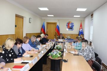 Стахановские единороссы встретились с семьями погибших участников СВО