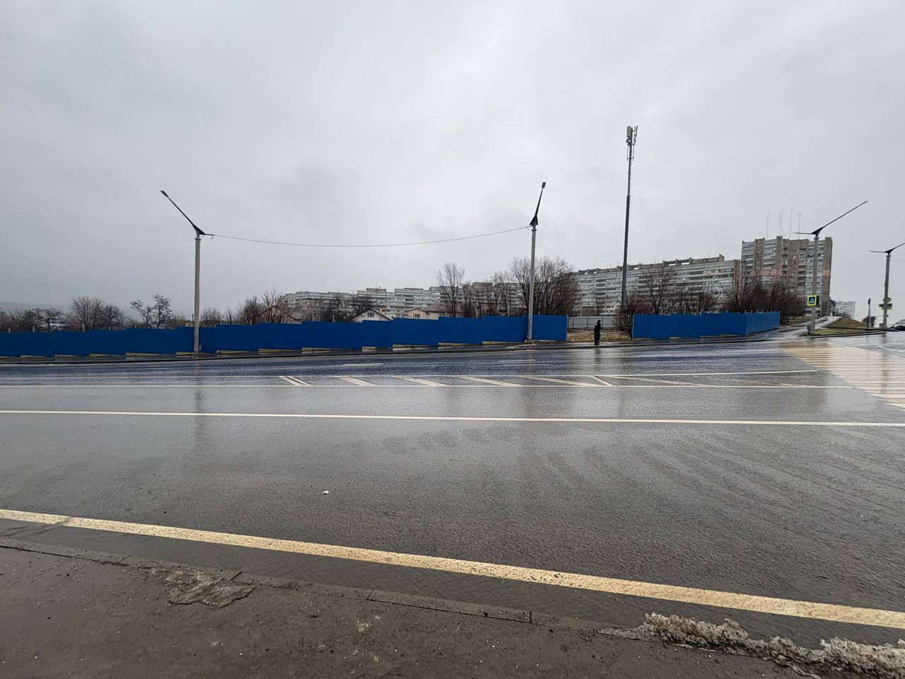 На ул.Коцюбинского уже оградили территорию под строительство нового ЖК «Даль»