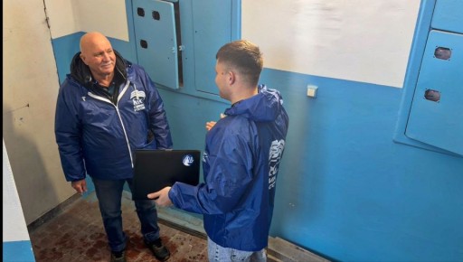 В Северодонецке по Народной программе продолжается установка лифтового оборудования