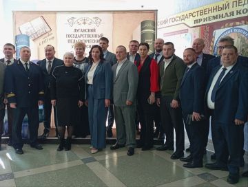 Яна Пащенко поздравила со 105-летием Луганский педагогический университет