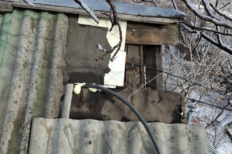 Аварийная бригада от Хакасии продолжает помогать мирным жителям ЛНР