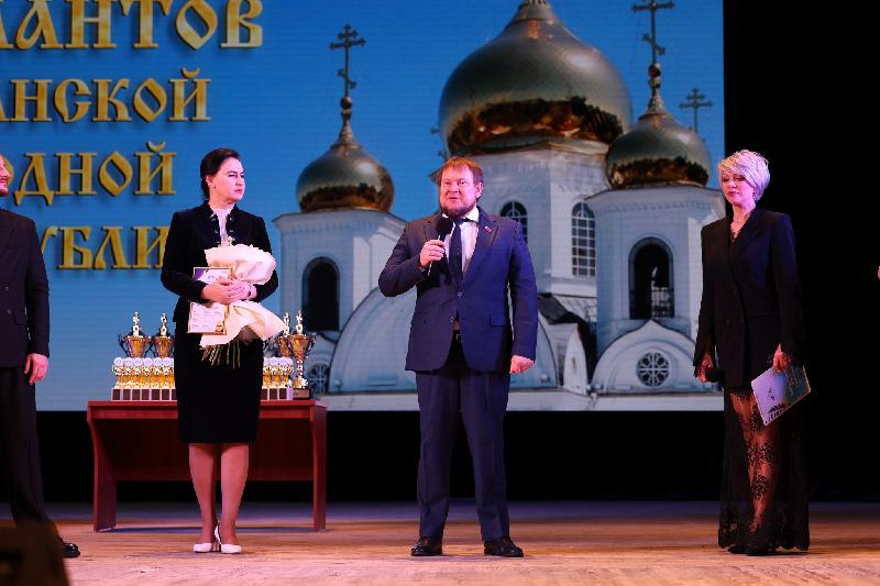 Денис Колесников посетил региональный конкурс «Союз талантов Луганской Народной Республики»