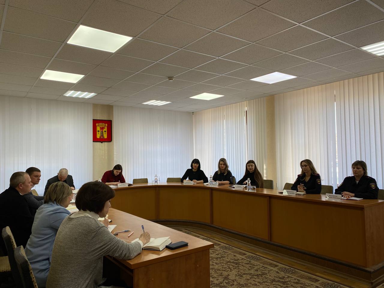 В Администрации города прошло второе в текущем году заседание рабочей группы по противодействию нелегальной занятости