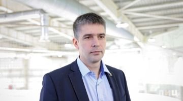 Строительство нового модульного бассейна в Луганске планируют завершить летом 2026 года