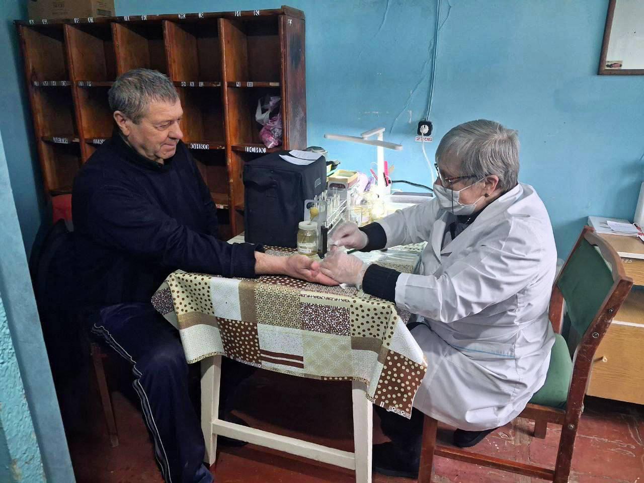 Специалисты Славяносербской центральной районной больницы продолжают работу по улучшению доступности медицинской помощи в отдаленных населенных пунктах района