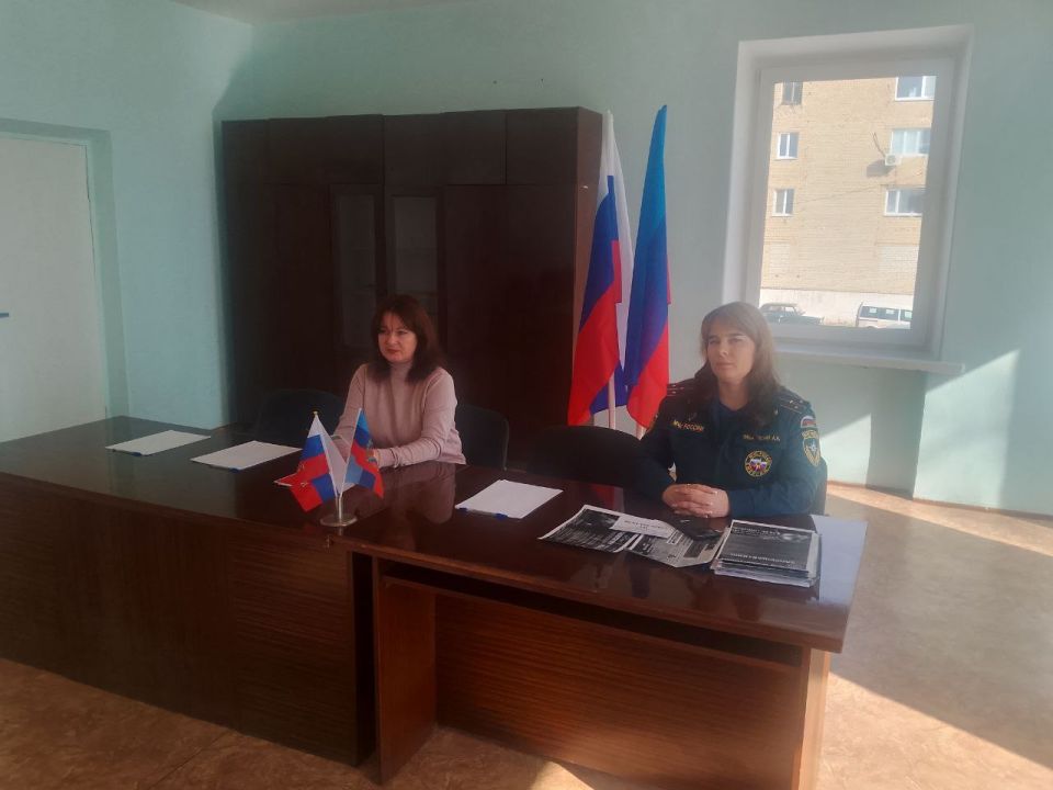 � ������� ���������������� �. ���������� � �. �������� ���������� ������� � ����������� ������ ��������� ������������ � ���������������� ������ �� �. ������� ��� ��� � �� �� ��� ������ �� ���