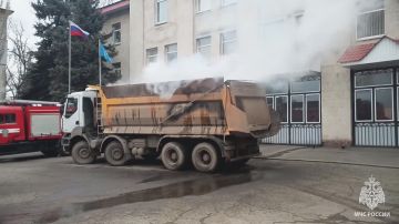 Полыхающий мусоровоз пронёсся по улицам Луганска