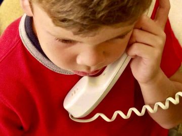 Детский телефон доверия: поддержка для каждого ребёнка