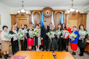 � ���������� 8 ����� � ��� ��������� ���������� ����� ������ ������