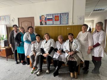 В преддверии праздника Международного женского дня 8 марта сотрудники отдела жизнеобеспечения пгт Кленовый совместно с активистами первичных отделений № 12 и № 20 города Ровеньки Всероссийской политической партии «ЕДИНАЯ...