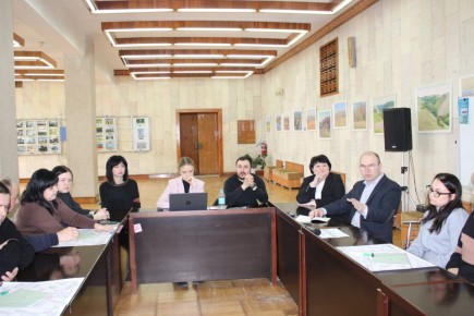 � ��������� ������ ������� ���� � ����������������� �� ������� ��������������� ���������� � �����-������� � ����� ������ ��������� �������� ������� � ����