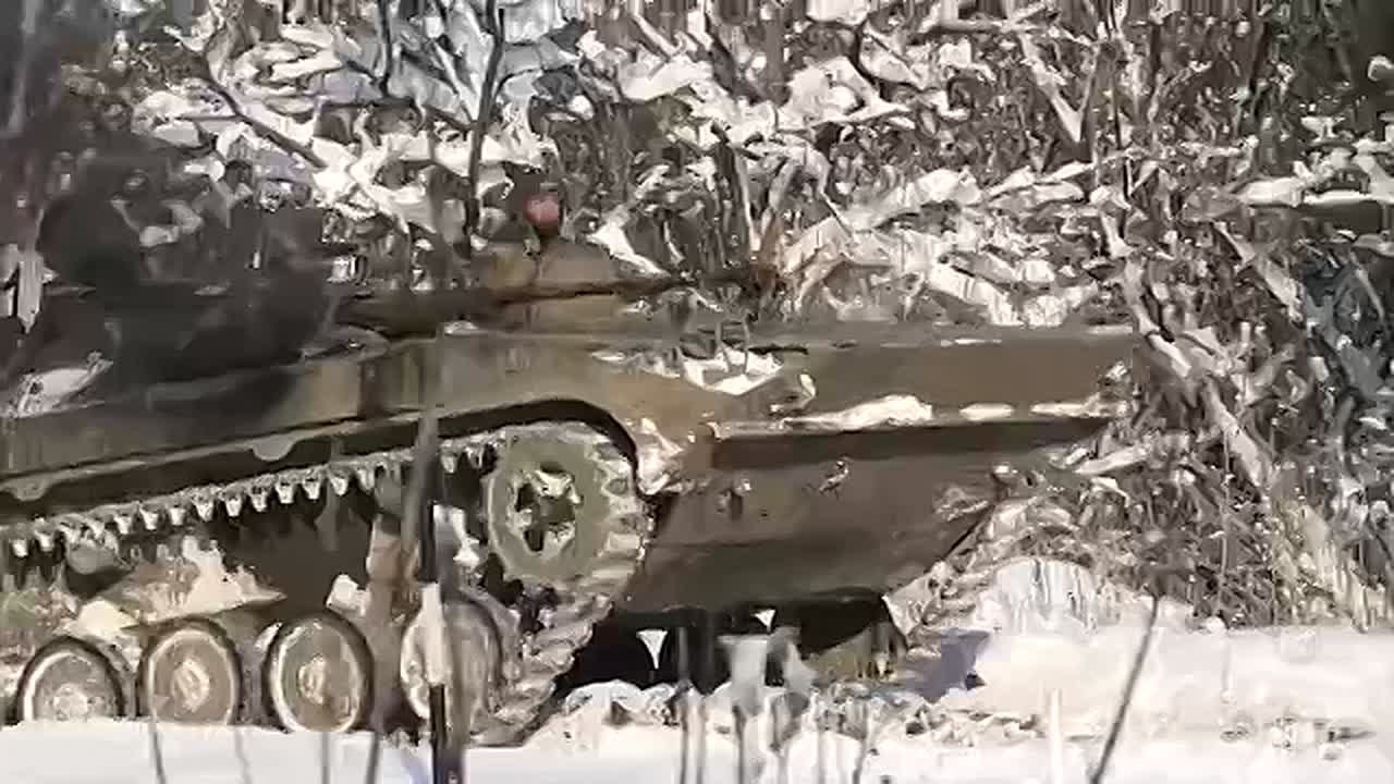 Военный комиссариат Славяносербского района Луганской Народной Республики проводит набор молодых людей в качестве кандидатов на поступления в Донецкое высшее общевойсковое командное училище в 2026 году, имеющих среднее...