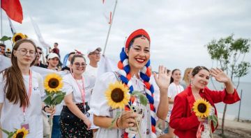 ����������� ������� ����������� �� ��������� ��������.��һ, ������� ��������� � ������������ ���-�������� �������� � ����� � ������ � 7 �� 9 �������