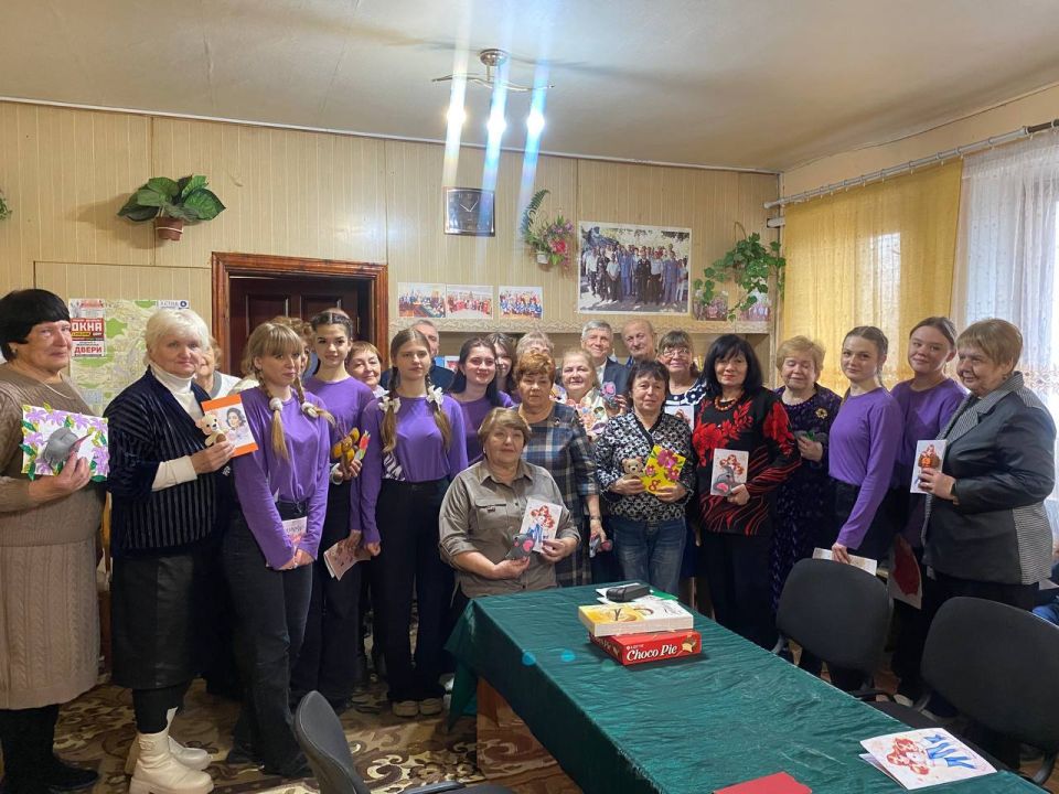 Елена Рахмукова: Сегодня в преддверии Международного женского дня в Антрацитовская ветеранская организация чествовали женщин ветеранского актива