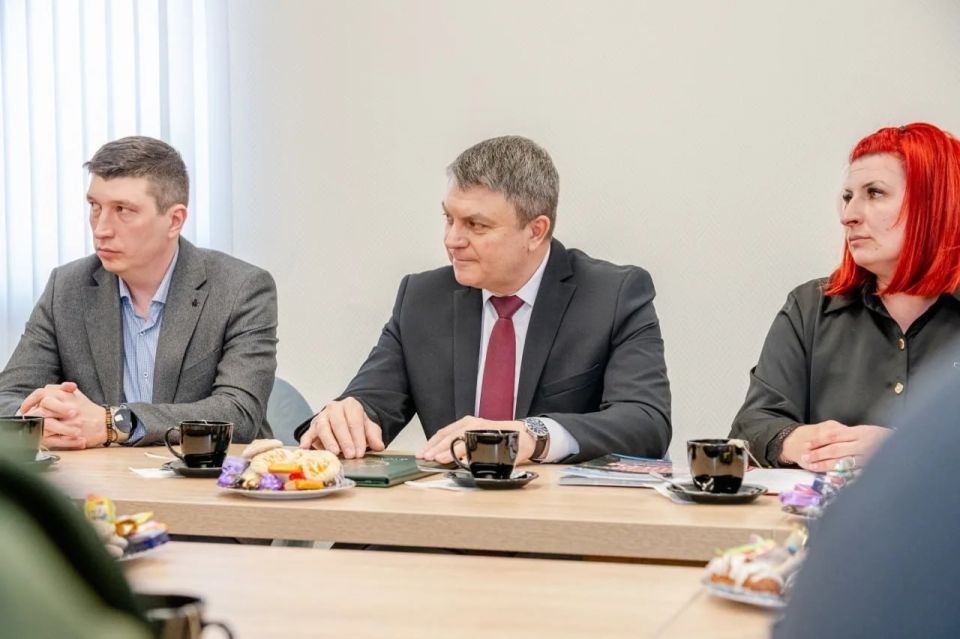 ����� ��� ������ �������� � ���������� 8 ����� ���������� � ������������������� ����� �������� ����� ������ ��������� (����)