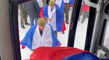 ������ ������� 200 ������� �� ����������� �����