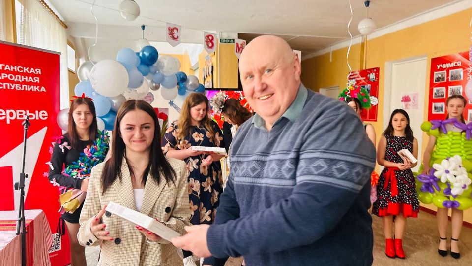 � � �����. ������� � ����������� ��������� �������� ������ ������������� �����������, ����������� �������������� �������� ��� � 8 ����� � ������� �� � ������