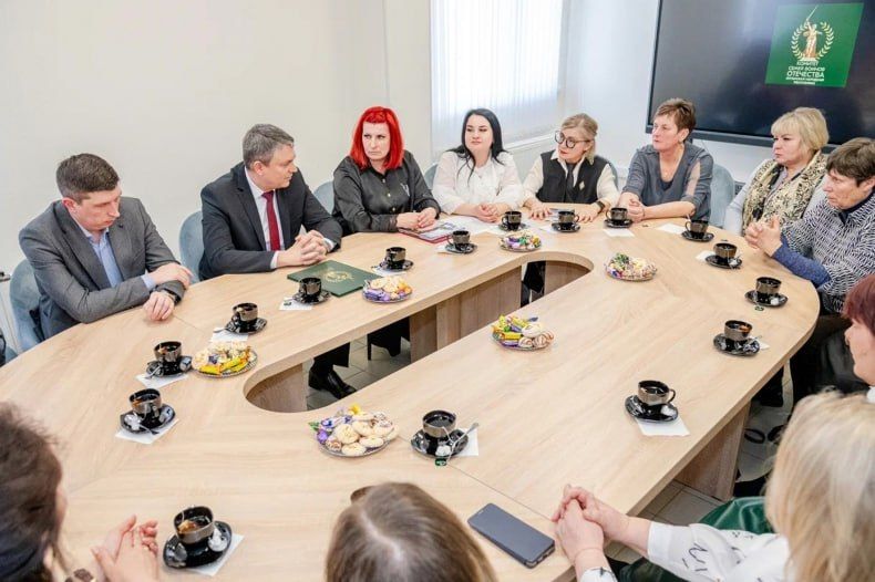 ����� ��� ���������� � ������������������� ������������� ����� ����