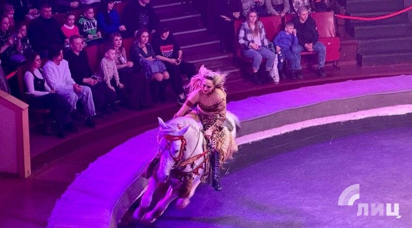 Премьера программы «Тот самый цирк» состоялась в Луганском цирке