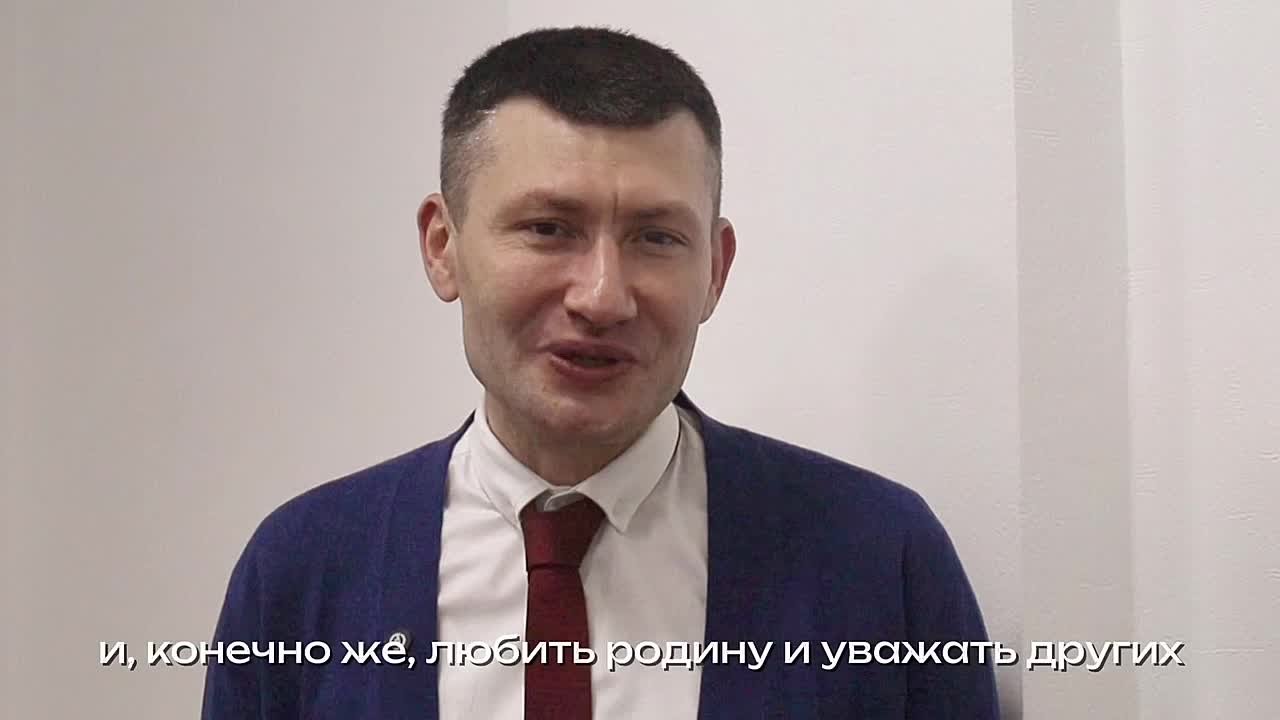 И.о. министра образования и науки ЛНР поздравляет с Международным женским днём!