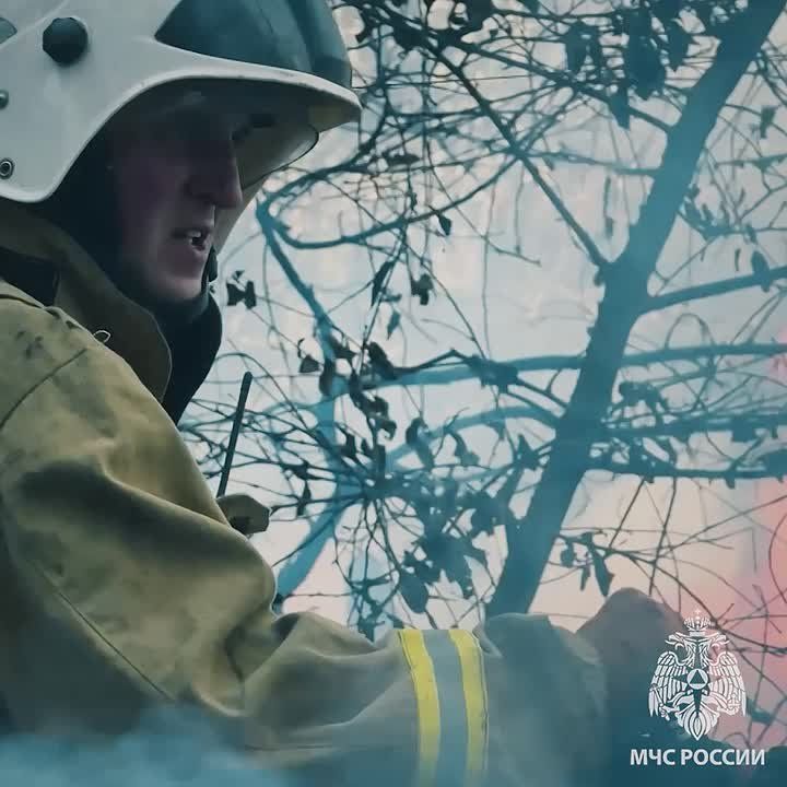 Читай официальный канал Главного управления МЧС России по ЛНР в МАХ!