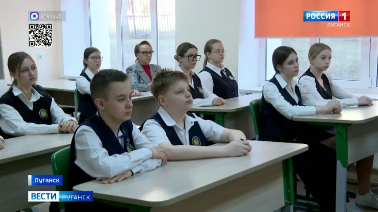 11 марта первый секретарь Представительства МИД России в г.Луганске Михаил Белоконь принял участие в церемонии передачи колокольчиков от японского историка и общественного деятеля Такэюки Танаки луганской гимназии №30 им....