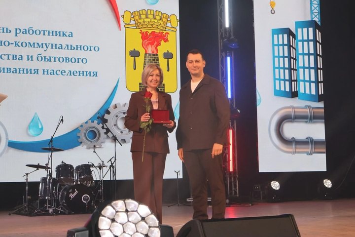 Замминистра строительства РФ обсудил с правительством ЛНР развитие региона