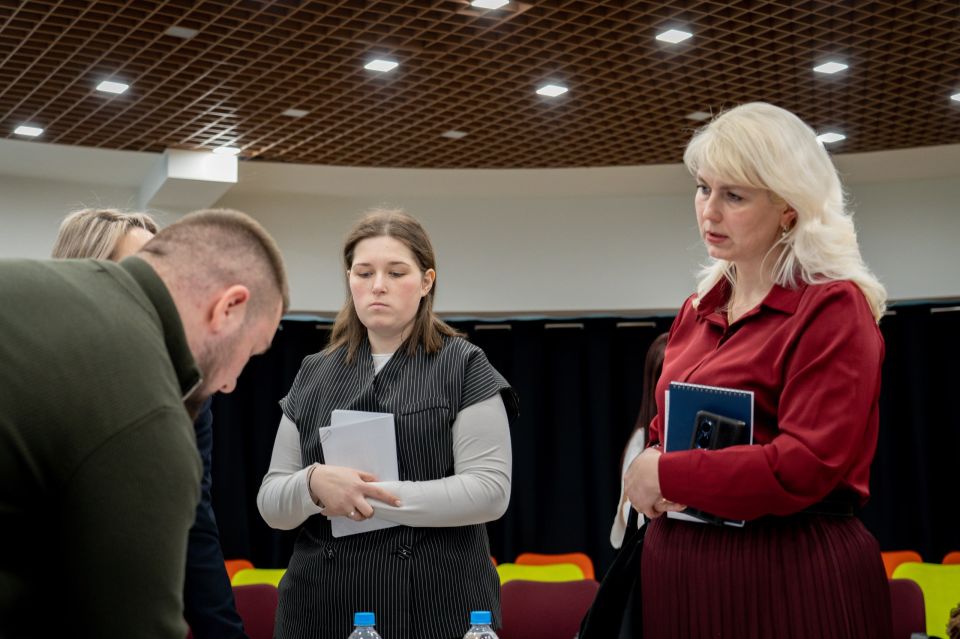 ������ ���������: �����������: � �������� ������� ��������� ��� ������ �� ��������������� *