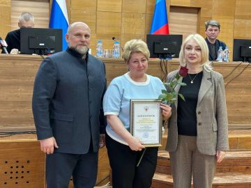 В рамках рабочего визита представителей Министерства здравоохранения Российской Федерации, Министр здравоохранения ЛНИ Наталия Пащенко совместно с заместителем Министра здравоохранения РФ Андреем Николаевичем Плутницким...