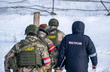 Росгвардейцы в ЛНР нашли гранаты и взрыватели и уничтожили их