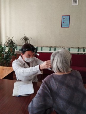 Забота о здоровье ветеранов: выездной осмотр ЛОРа и офтальмолога в пгт