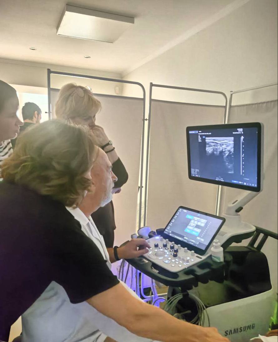 Врачи Алчевского центра матери и ребёнка повысили квалификацию по УЗИ вен в Ростове