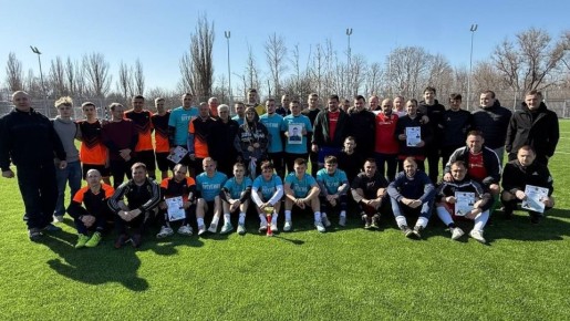 На ФОКОТе г.Лутугино состоялось физкультурное мероприятие по футболу, посвящённое светлой памяти Вячеслава Лымаря