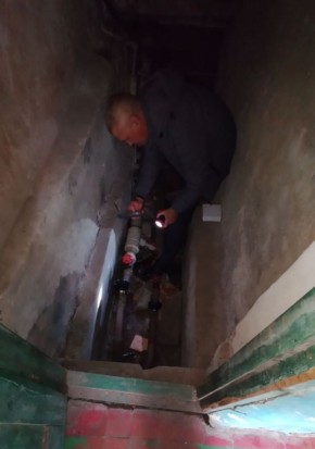 Андрей Рубанцов: Сегодня по моему поручению, после личного приёма граждан, представители УЖКХ Администрации городского округа и единой управляющей компании выехали по адресу улица Полевая,20 для подробного изучения...