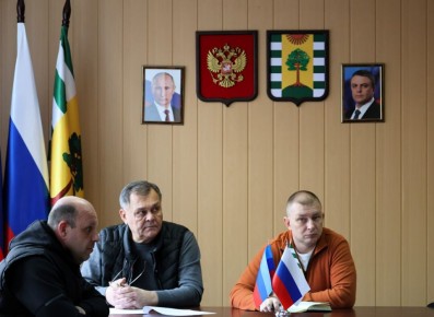 Евгений Шаталин: Провёл заседание комиссии по вопросам чрезвычайных ситуаций и обеспечения пожарной безопасности города Рубежное, посвящённое установлению особого противопожарного режима на территории муниципалитета с 01...