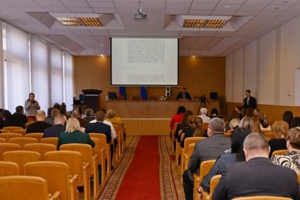 Депутаты Свердловского муниципального округа заслушали отчеты об итогах работы за 2025 г