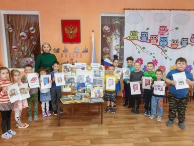 Ко Дню православной книги, сотрудники Детского центра Чернухинского музея провели познавательный час с воспитанниками детского сада-ясли «Ромашка», посвященный истории книгопечатания на Руси