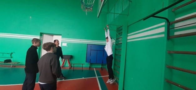 Школьники Новоанновского УВК №27 познакомились с нормами ГТО