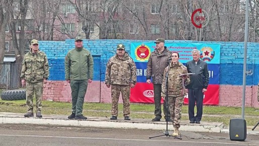 Торжественное построение в кадетском корпусе в честь Дня воссоединения Крыма с Россией