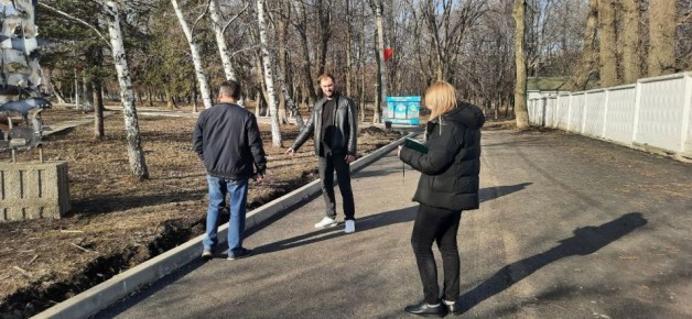 Андрей Рубанцов: Весна - время перемен!. В парке культуры и отдыха подготовка к весенне-летнему сезону уже началась