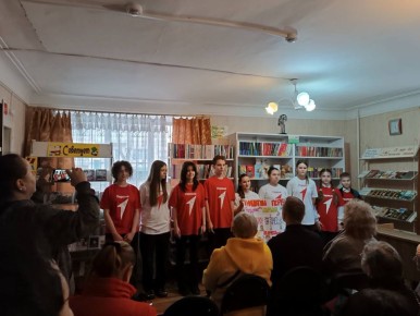 Встреча представителей АНО «Территория добра» и зооволонтеров в библиотеке Луганска