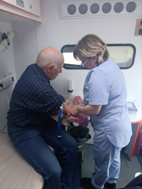 Специалисты Металлисткой АОПСМ провели выездной осмотр жителей села Цветные Пески